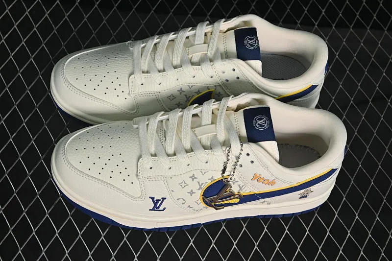 All categories Nk SB Dunk Series Nk SB Dunk Low High-end customized low-top sneakers Nike SB Dunk Low Three-party joint brand white blue gold High-end customized low-top casual sneakers SC0601-457